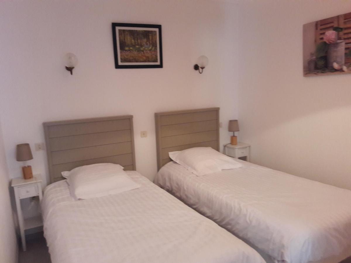 Gréoux-les-Bains Residence Les Ecureuils מראה חיצוני תמונה