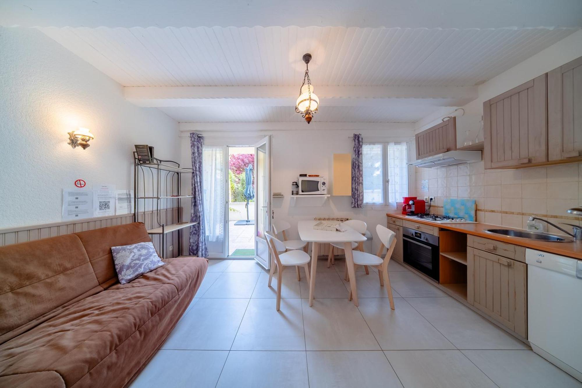 Gréoux-les-Bains Residence Les Ecureuils מראה חיצוני תמונה