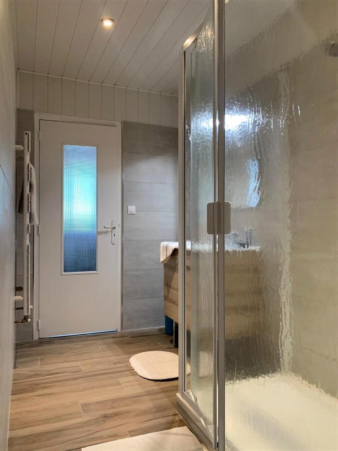 Gréoux-les-Bains Residence Les Ecureuils מראה חיצוני תמונה